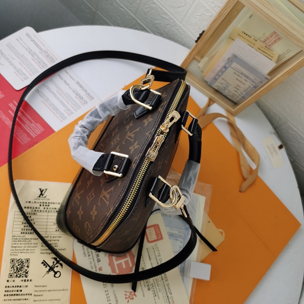 ルイヴィトンバッグ素材ディテール